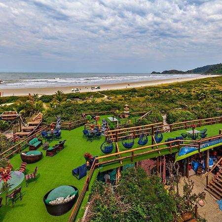 Grajagan Surf Resort Іля-ду-Мел Екстер'єр фото