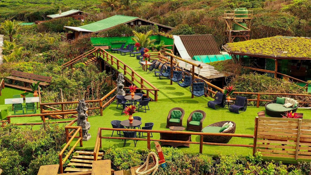 Grajagan Surf Resort Іля-ду-Мел Екстер'єр фото