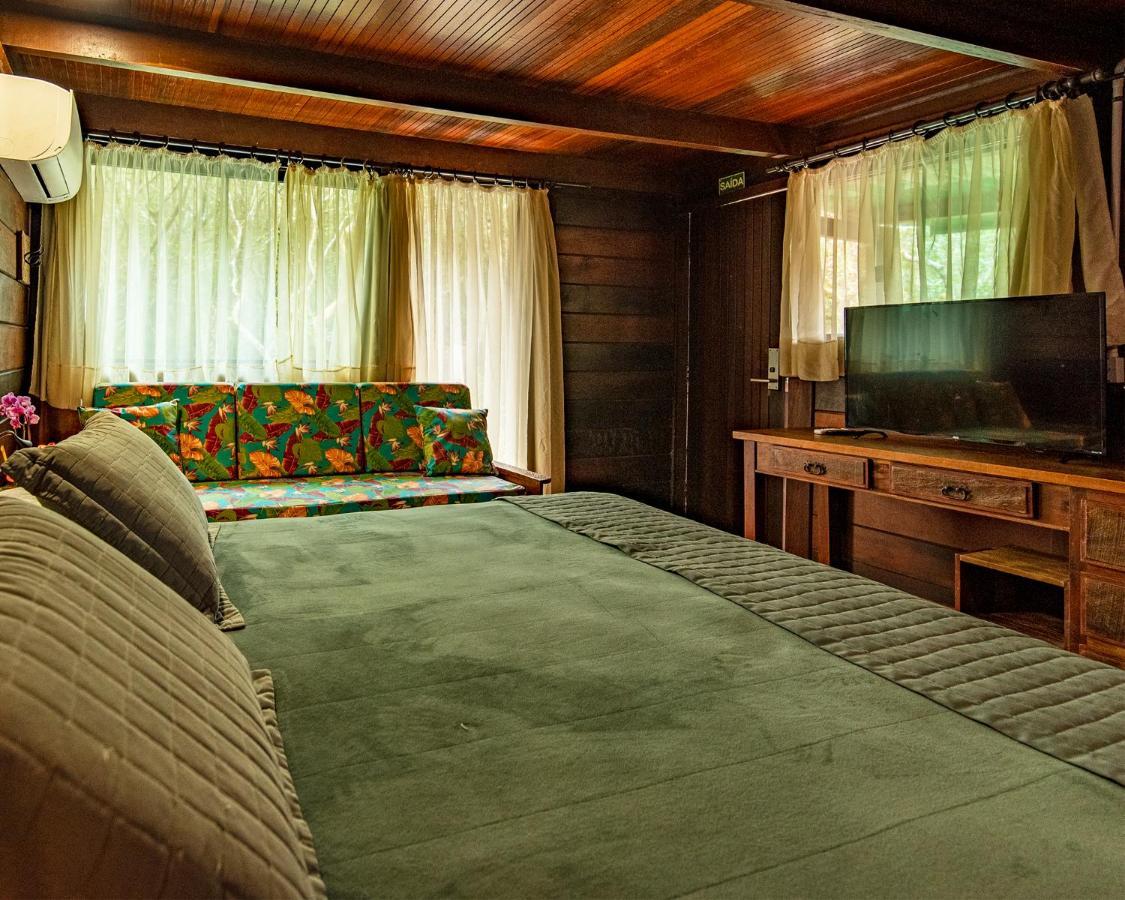 Grajagan Surf Resort Іля-ду-Мел Номер фото