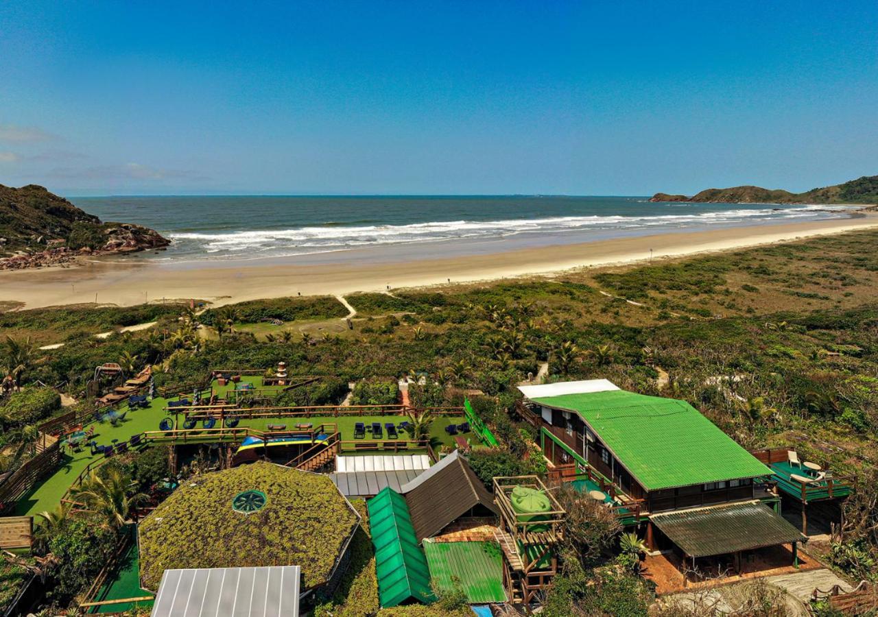 Grajagan Surf Resort Іля-ду-Мел Екстер'єр фото